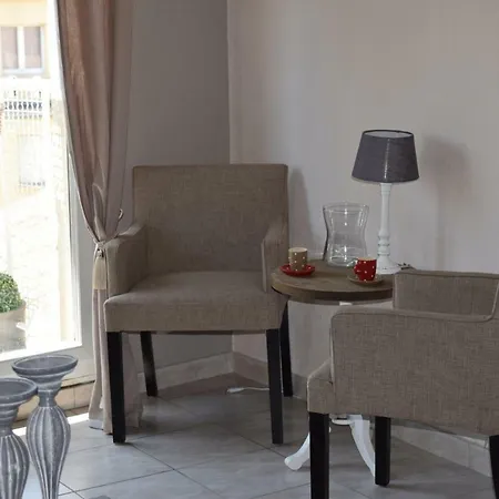 Vue Cité Médiévale Apartamento *